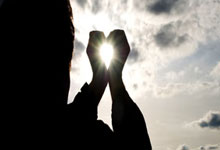 可转债配资业务是什么意思:股票融资与债券融资的区别-9月3日国内四大证券报纸、重要财经媒体头版头条内容精华摘要