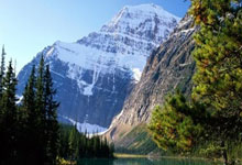 股票在网上可以开户嘛:哪些股票平台好-9月降息概率大降！美联储释放鹰派信号